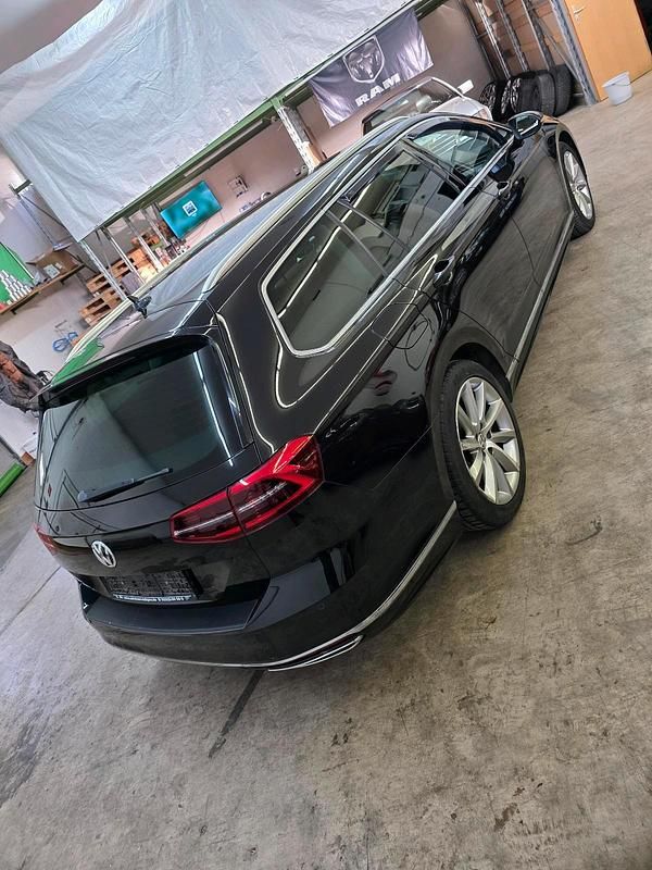 Gebraucht VW Passat R-line 190 PS (139 kW) 2016 Schwarz Kombi