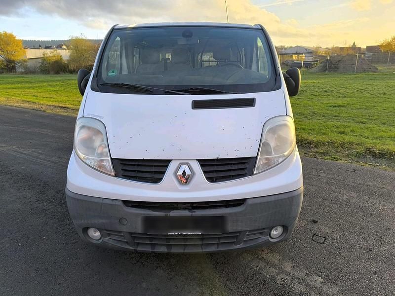 Weiß Gebraucht 2007 Renault Trafic Van | 2.999 € (Superpreis) - Bild 1/4