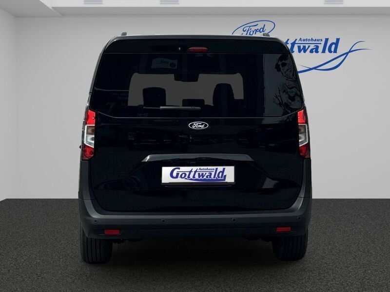Gebraucht Ford Tourneo Courier Titanium 125 PS (91 kW) 2025 Obsidianschwarz metallic Van / Kleinbus