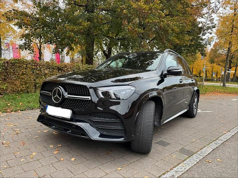 Schwarz Gebraucht 2022 Mercedes GLE350 AMG SUV | 52.500 € - Bild 1/4