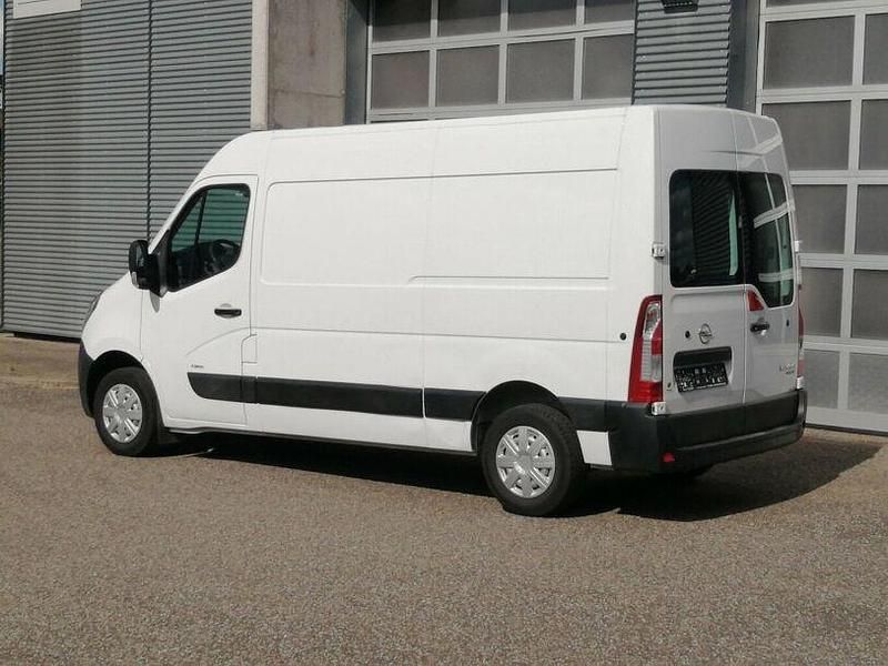 Gebraucht Opel Movano 136 PS (100 kW) 2021 Weiß Van