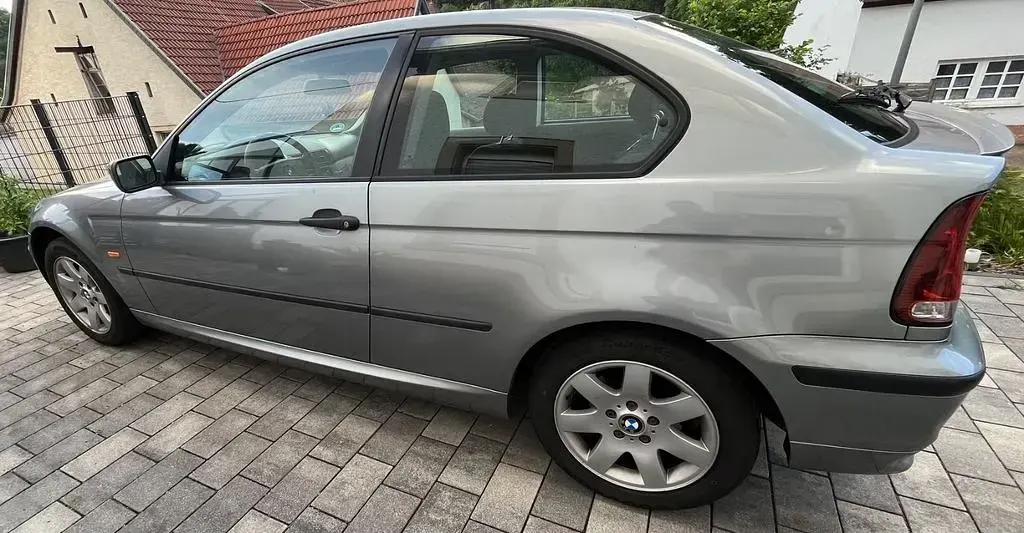 Gebraucht BMW 316 Compact 116 PS (85 kW) 2004 Silber Kleinwagen