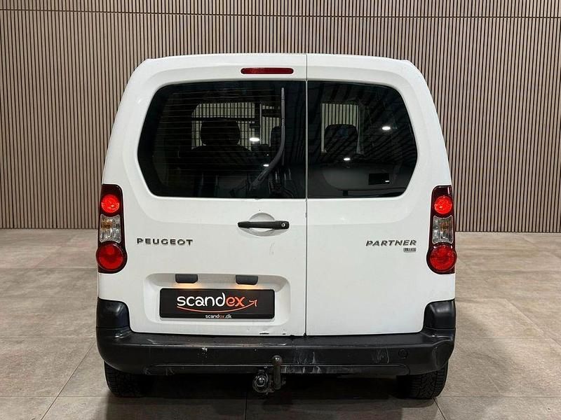 Gebraucht Peugeot Partner 90 PS (66 kW) 2015 Weiß Van / Kleinbus