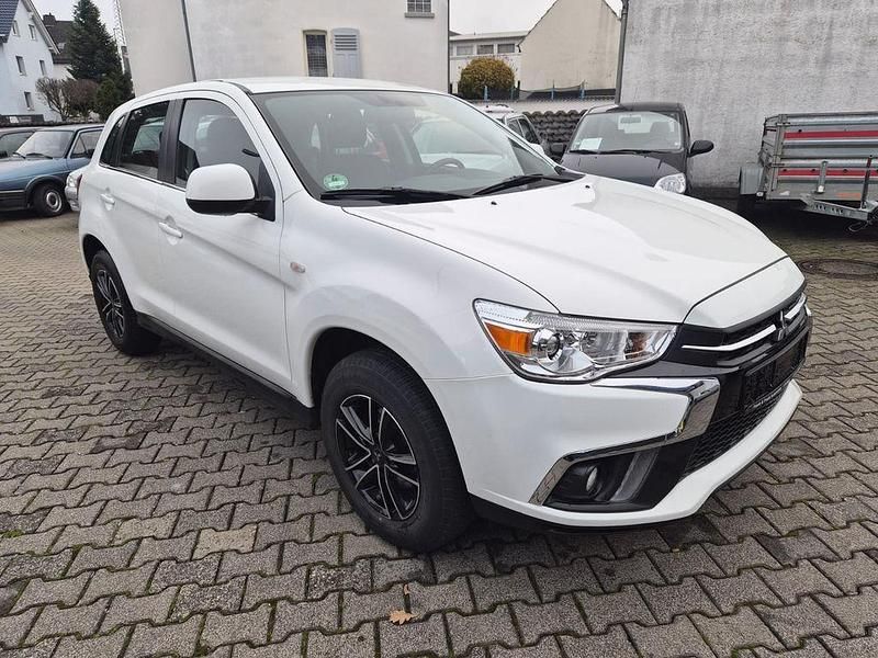 Gebraucht Mitsubishi ASX Edition 117 PS (86 kW) 2018 Weiß SUV