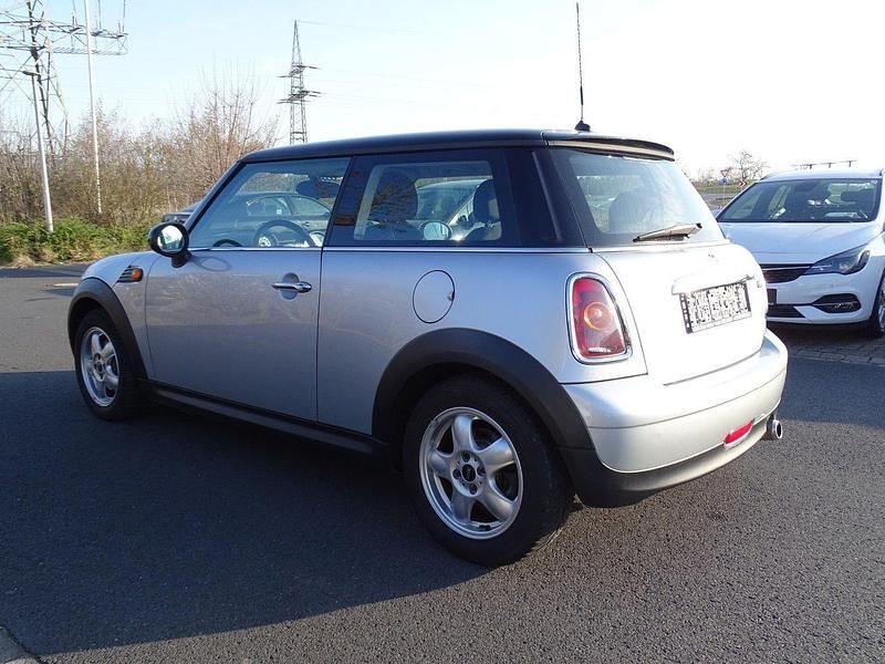 Usado Mini Cooper 120 HP (88 kW) 2006 Prateado Citadino