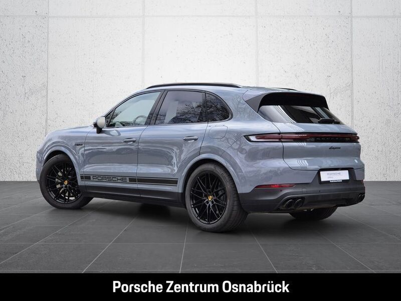 Gebraucht Porsche Cayenne 470 PS (345 kW) 2024 Arktikgrau SUV