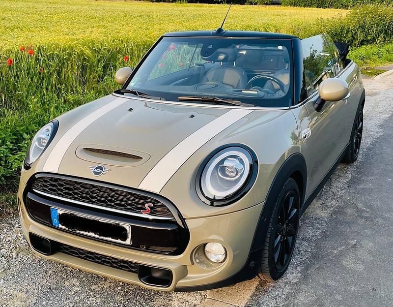 Grau Gebraucht 2018 Mini Cooper Cabriolet Cabrio | 19.200 € - Bild 1/4
