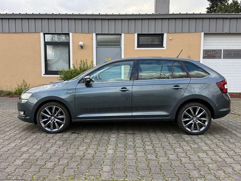 Gebraucht Skoda Rapid Drive 116 PS (85 kW) 2018 Grau Limousine