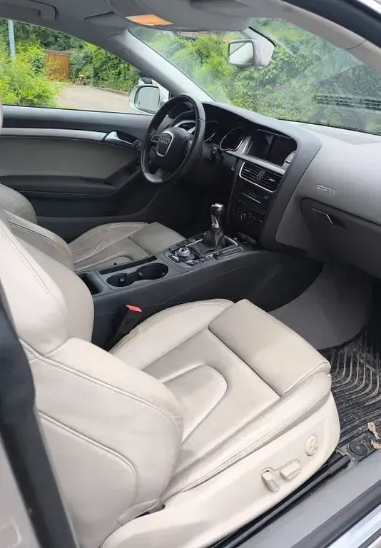Gebraucht Audi A5 265 PS (194 kW) 2010 Beige Coupé