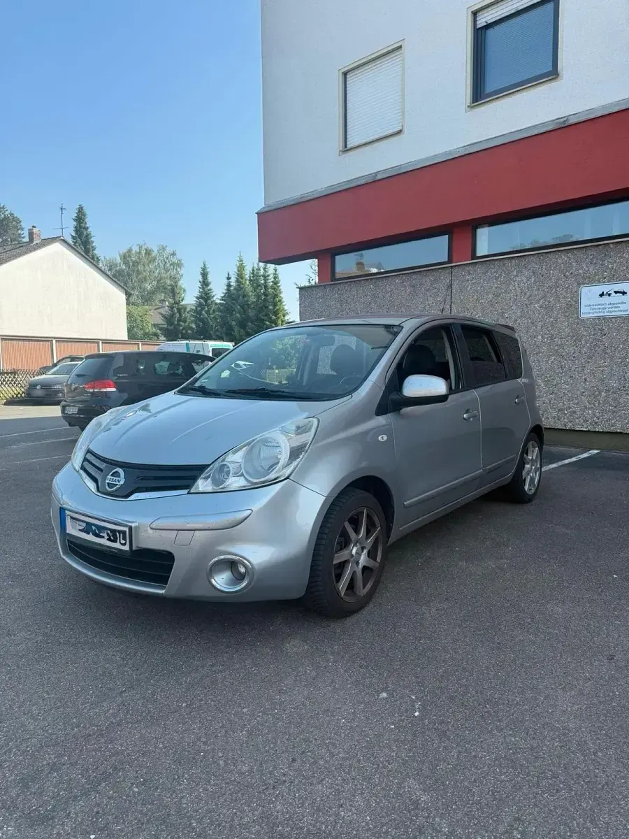 Gebraucht Nissan Note 113 PS (83 kW) 2013 Grau Kleinwagen