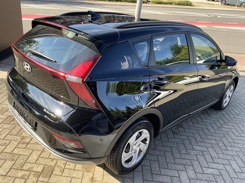 Gebraucht Hyundai Bayon Select 101 PS (74 kW) 2025 Phantom black SUV