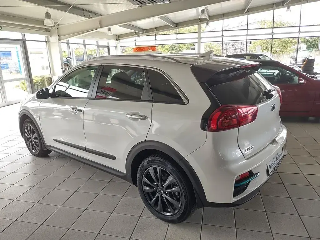 Gebraucht Kia Niro Vision 150 kW (204 PS) 2020 Weiß SUV