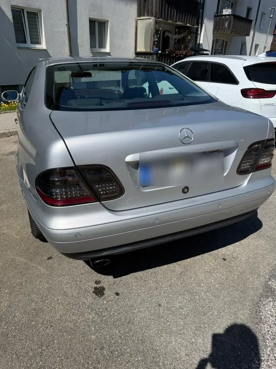 Gebraucht Mercedes CLK320 Elegance 218 PS (160 kW) 1998 Silber Coupé