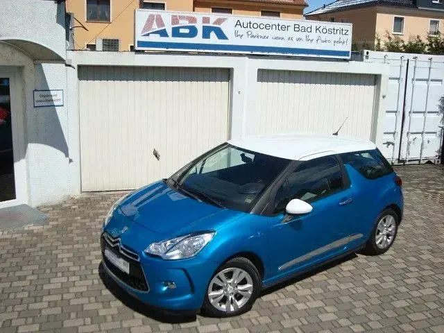 Gebraucht Citroën DS3 Chic 95 PS (69 kW) 2012 Blau Limousine