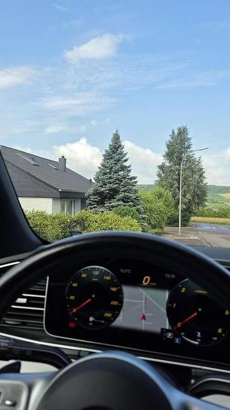 Gebraucht Mercedes GLE300 AMG line 245 PS (180 kW) 2020 SUV