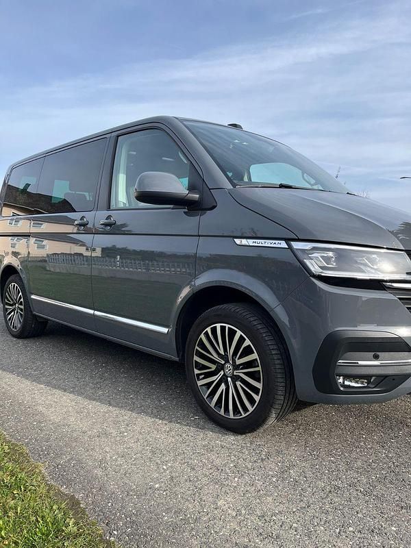 Occasion VW Multivan Generation Six 199 ch (146 kW) 2022 Gris Monospace