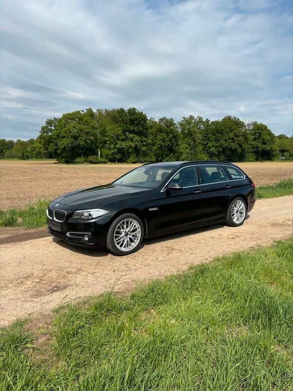 Schwarz Gebraucht 2013 BMW 520 Luxury Line Kombi | 12.800 € (Fairer Preis) - Bild 1/4