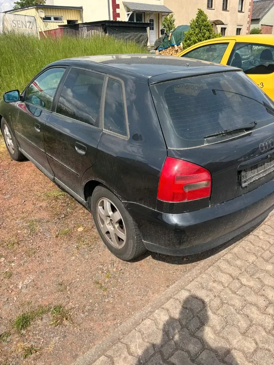 Używany Audi A3 105 KM (77 kW) 2000 Brązowy Hatchback