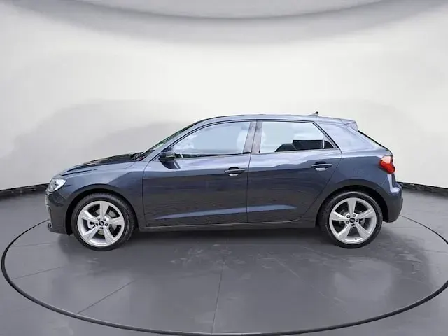 Gebraucht Audi A1 Sportback Advanced Plus 150 PS (110 kW) 2025 Manhattangrau metallic Kleinwagen