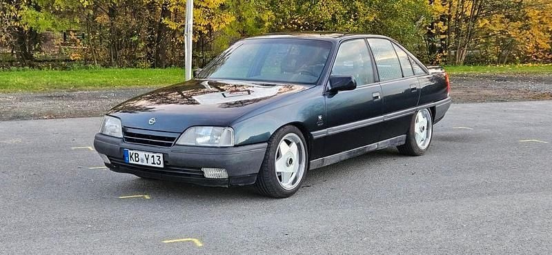 Gebraucht Opel Omega 114 PS (83 kW) 1989 Blau Limousine