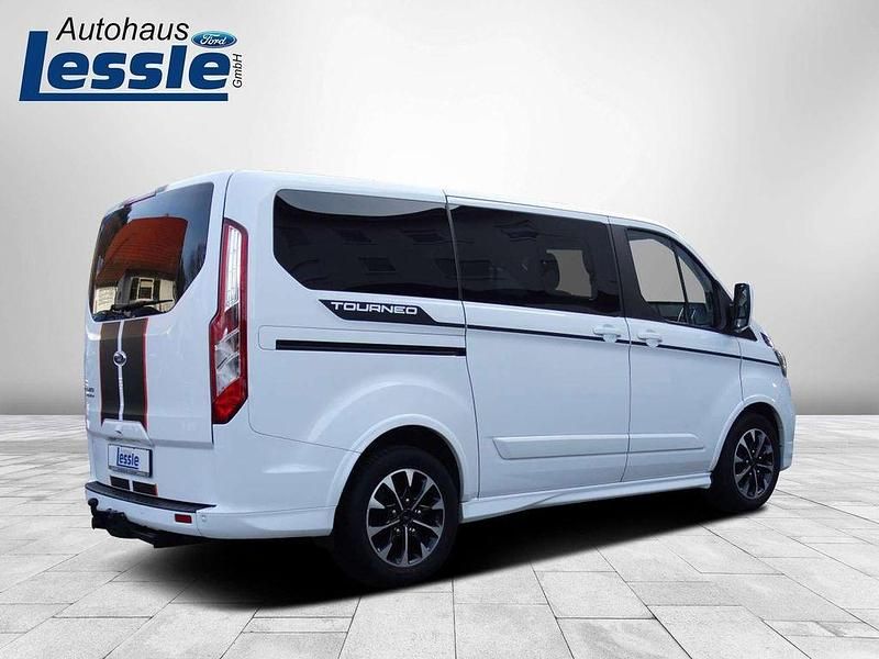 Gebraucht Ford Tourneo Sport 170 PS (125 kW) 2019 Frostweiß Van / Kleinbus