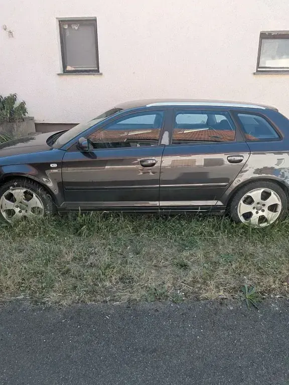 Gebraucht Audi A3 116 PS (85 kW) 2005 Grau Kleinwagen