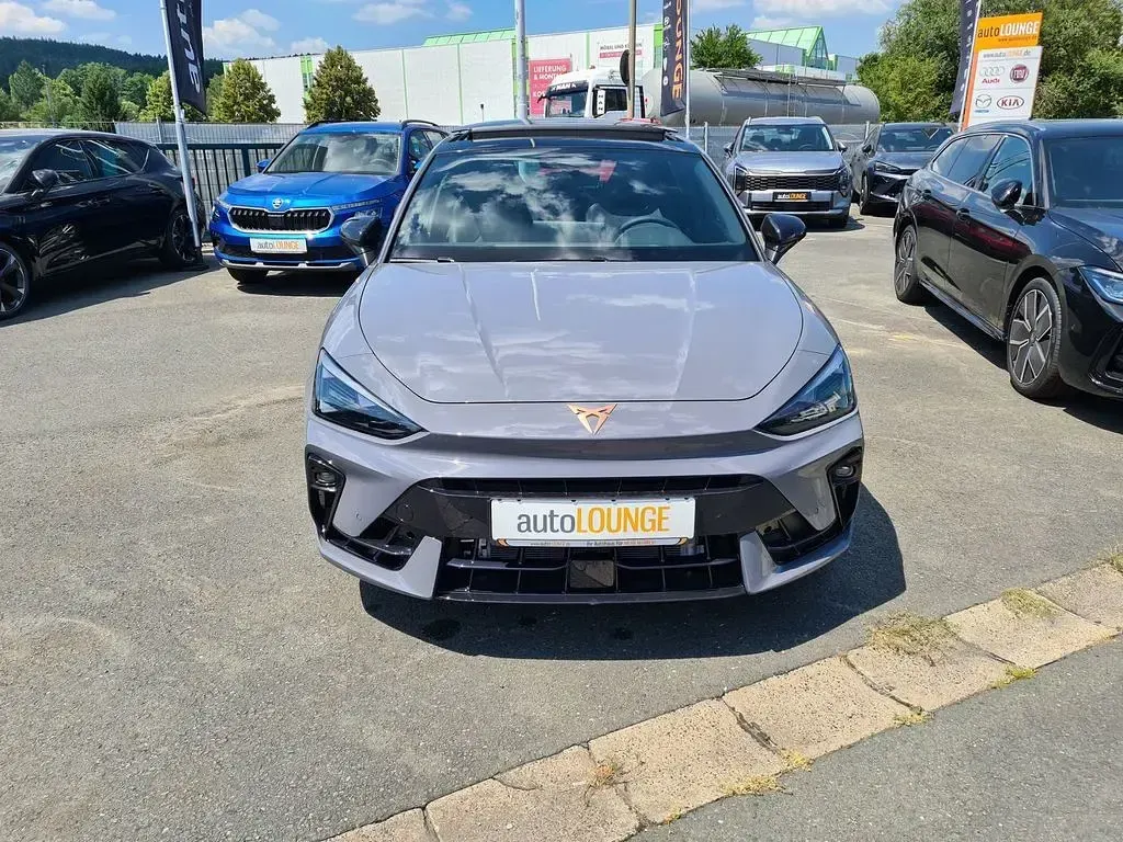 Neu Cupra Leon VZ 300 PS (220 kW) 2026 Grau Limousine