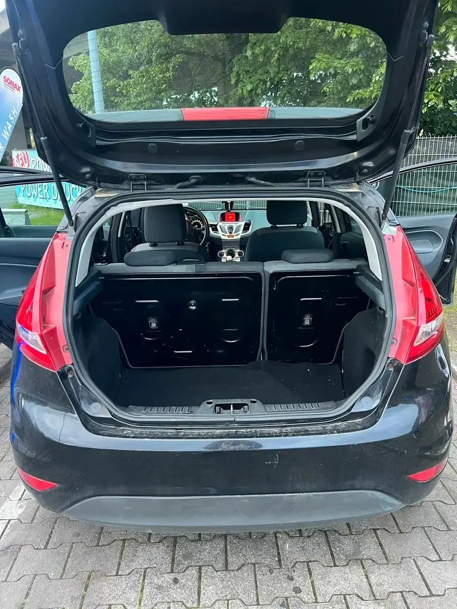 Gebraucht Ford Fiesta 60 PS (44 kW) 2009 Schwarz Kleinwagen