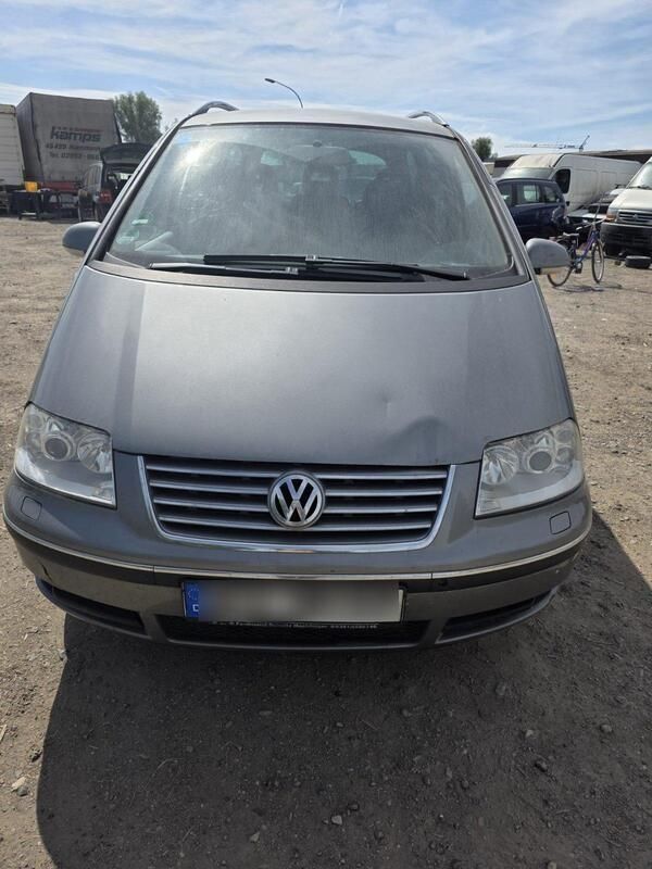 Silber Gebraucht 2004 VW Sharan Van / Kleinbus | 1.400 € (Superpreis) - Bild 1/4