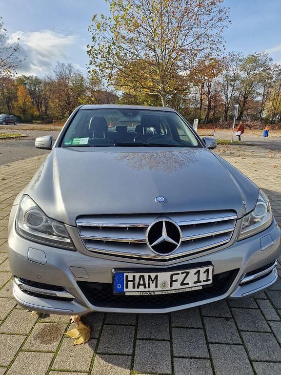 Silber Gebraucht 2011 Mercedes 350 Limousine | 11.500 € (Superpreis) - Bild 1/4