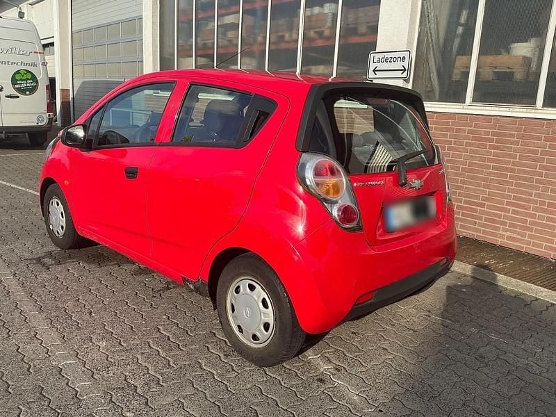 Gebraucht Chevrolet Spark 68 PS (50 kW) 2011 Rot Kleinwagen