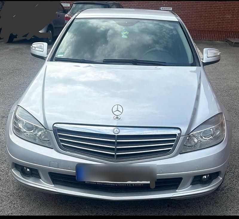 Silber Gebraucht 2007 Mercedes C220 Limousine | 5.000 € (Guter Preis) - Bild 1/4