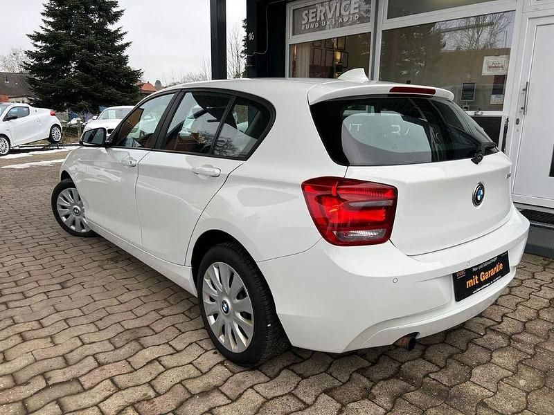 Gebraucht BMW 114 102 PS (75 kW) 2013 Alpinweiss 3 Kleinwagen