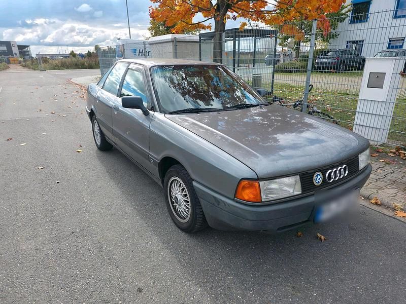 Second-hand Audi 80 69 CP (50 kW) 1992 Gri Berlinǎ