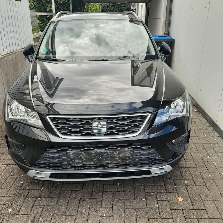 Schwarz Gebraucht 2018 Seat Ateca SUV | 18.950 € (Guter Preis) - Bild 1/4