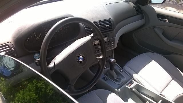 Gebraucht BMW 318 160 PS (117 kW) 1999 Silber Limousine