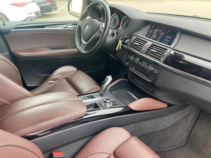 Gebraucht BMW X6 235 PS (172 kW) 2010 Schwarz schwarz metallic SUV