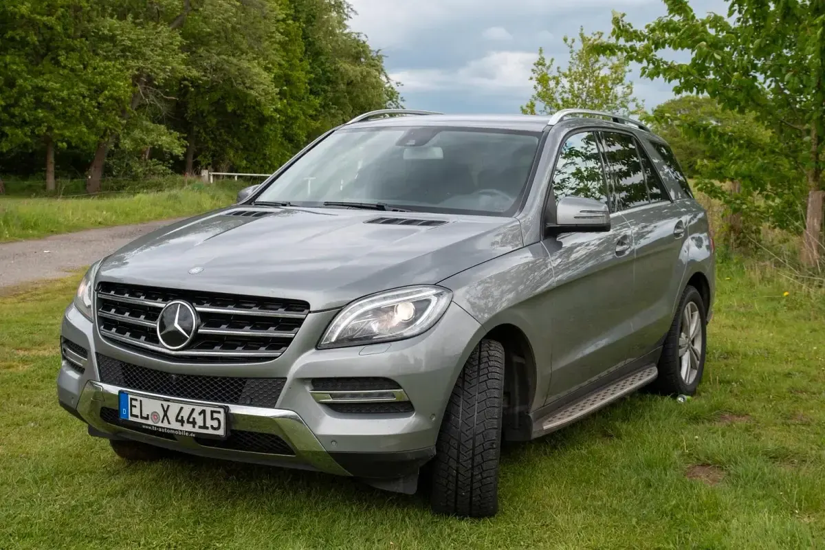 Gebraucht Mercedes ML350 258 PS (189 kW) 2014 Grau SUV
