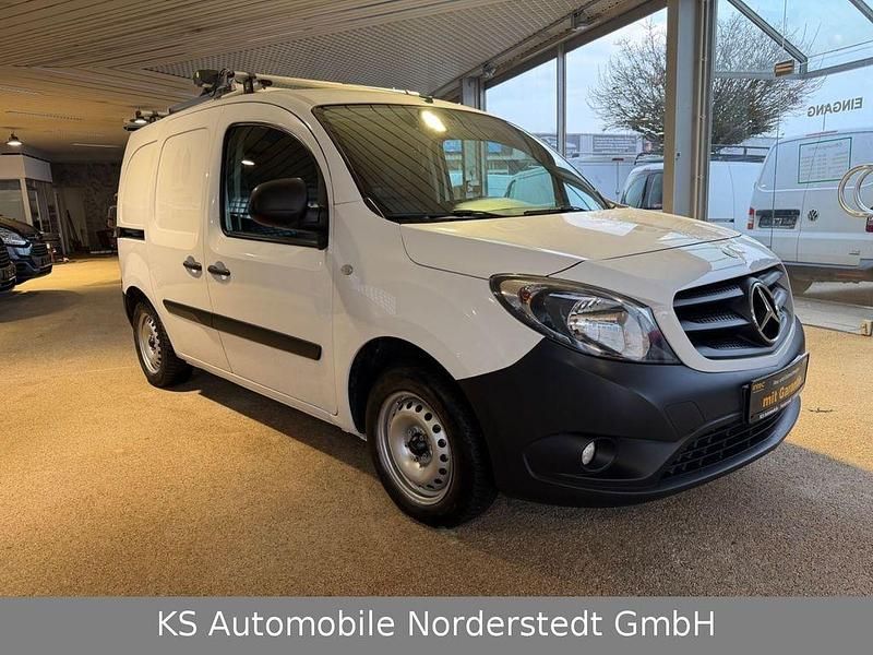 Gebraucht Mercedes Citan 109 95 PS (69 kW) 2020 Weiß Van / Kleinbus