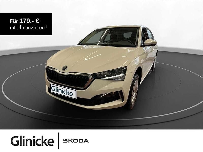 Candy weiss Gebraucht 2020 Skoda Scala Kleinwagen | 14.480 € (Guter Preis) - Bild 1/3
