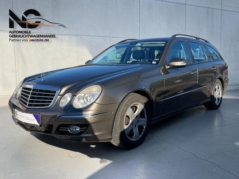 Gebraucht Mercedes E280 Avantgarde 190 PS (139 kW) 2008 Grau Kombi
