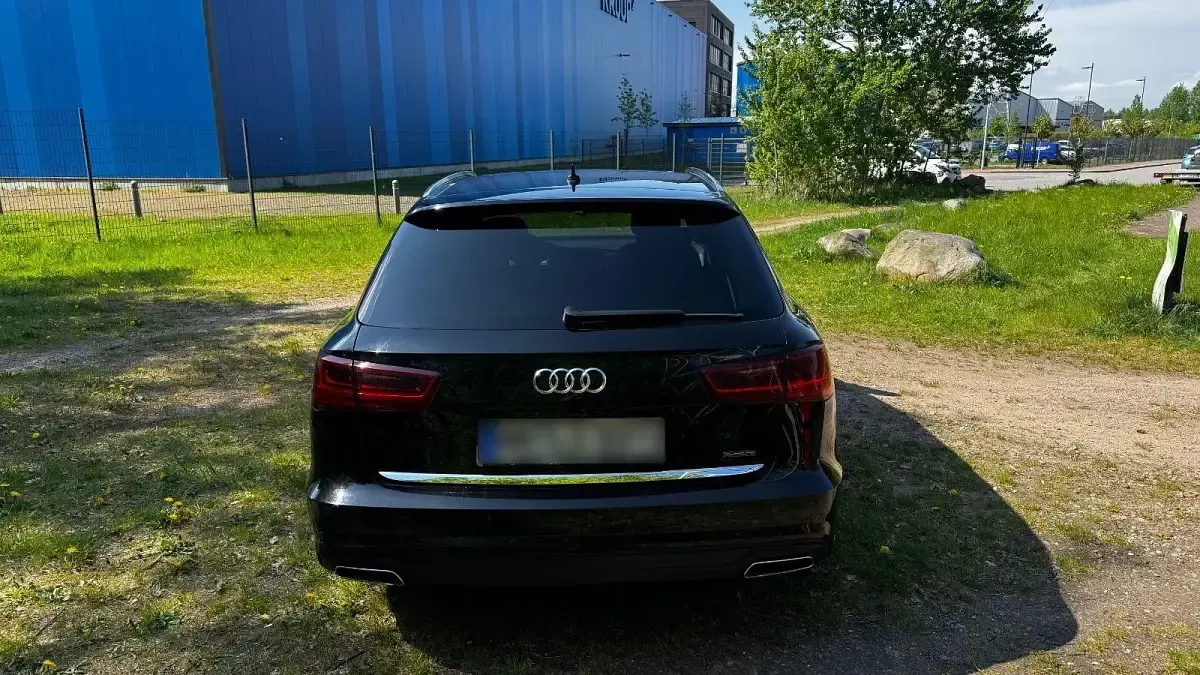 Używany Audi A6 Ambiente 272 KM (200 kW) 2017 Czarny Kombi