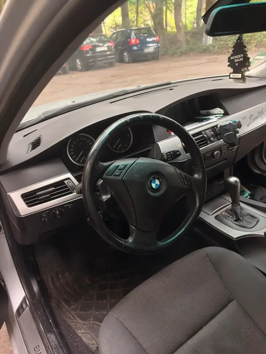 Gebraucht BMW 520 170 PS (125 kW) 2004 Silber Limousine
