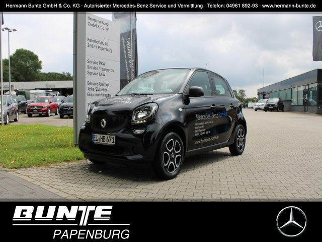 Gebraucht Smart ForFour 90 PS (66 kW) 2018 Schwarz Kleinwagen