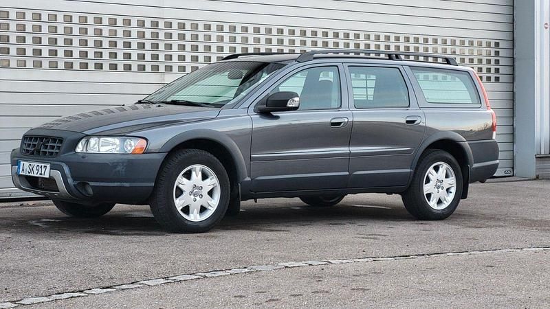 Grau Gebraucht 2007 Volvo XC70 Kombi | 3.700 € (Superpreis) - Bild 1/4