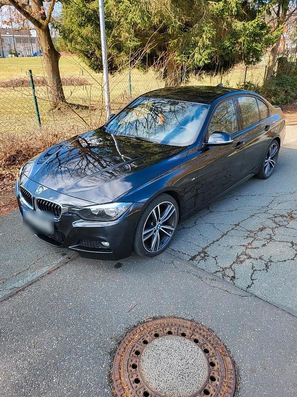 Gebraucht BMW 320 M Sport 184 PS (135 kW) 2016 Schwarz Limousine