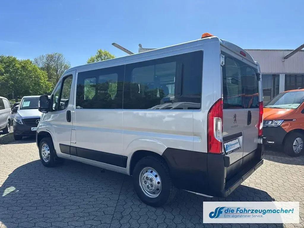 Gebraucht Peugeot Boxer 140 PS (102 kW) 2020 Silber Van