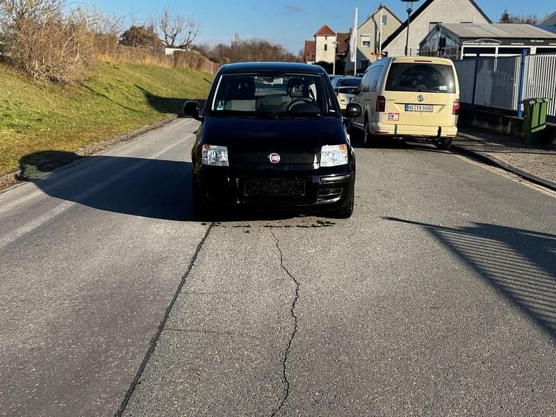 Gebraucht Fiat Panda Classica 69 PS (50 kW) 2012 Schwarz Kleinwagen