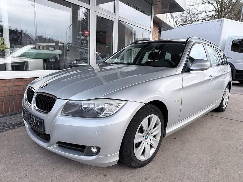 Gebraucht BMW 318 Comfort Edition 143 PS (105 kW) 2009 Silber Kombi
