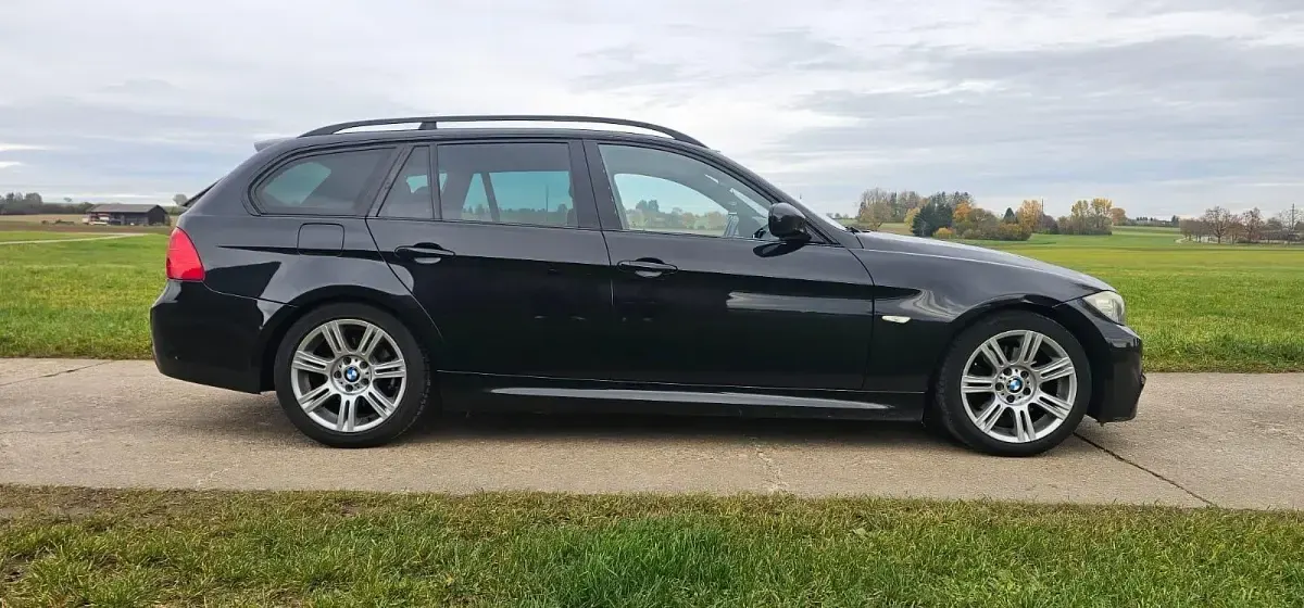 Gebraucht BMW 320 M Sport 177 PS (130 kW) 2009 Schwarz Kombi